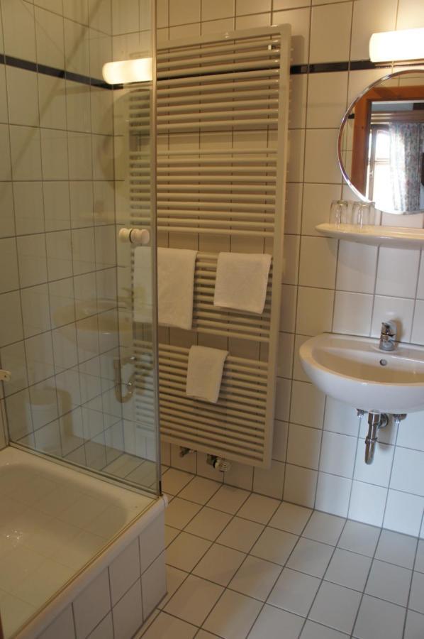 Hotel Schwarzer Adler Erlangen Eksteriør bilde